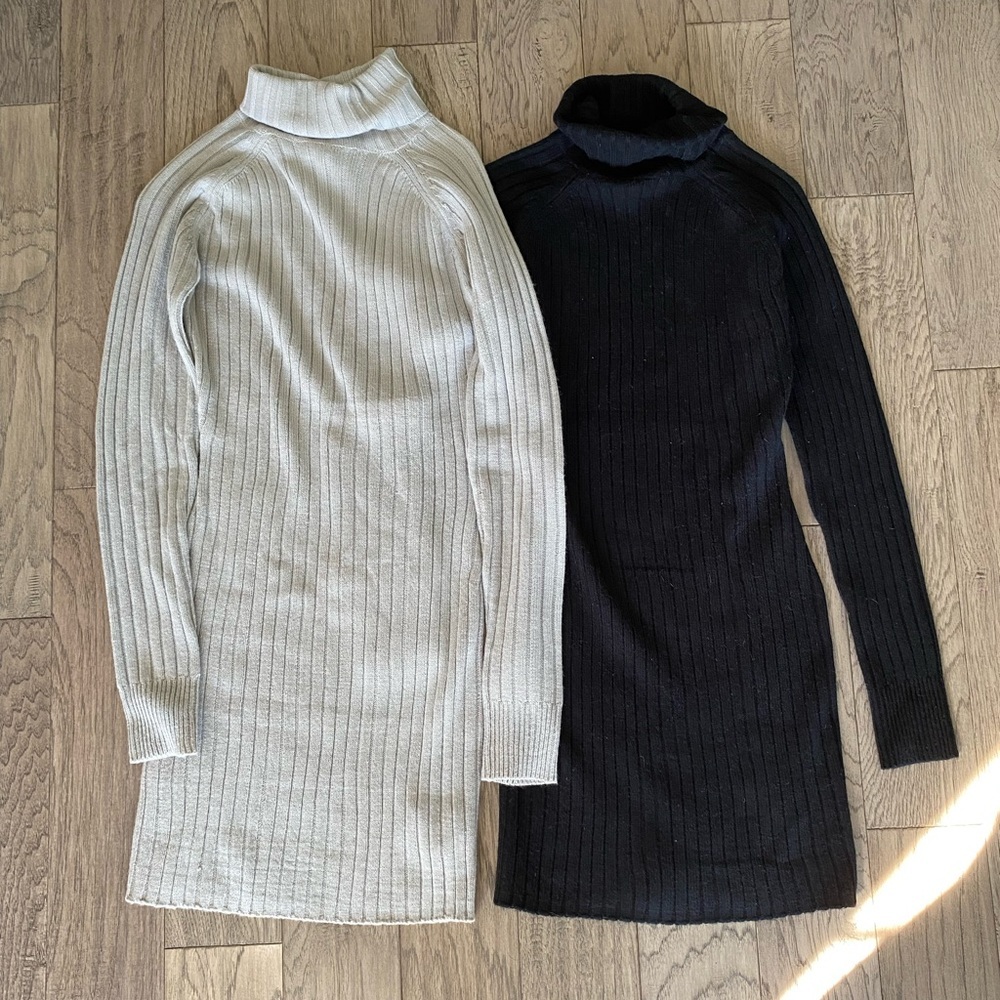 Sweater dresses size S